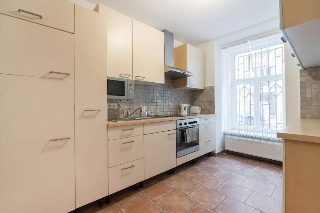 Spacious Central Apartment เวียนนา ภายนอก รูปภาพ