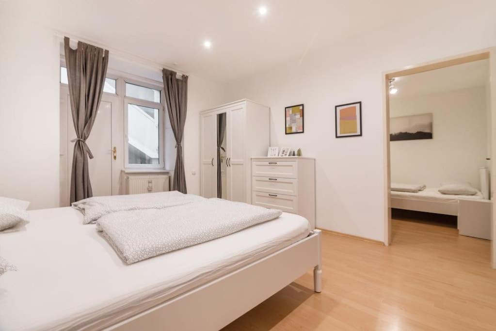 Spacious Central Apartment เวียนนา ภายนอก รูปภาพ